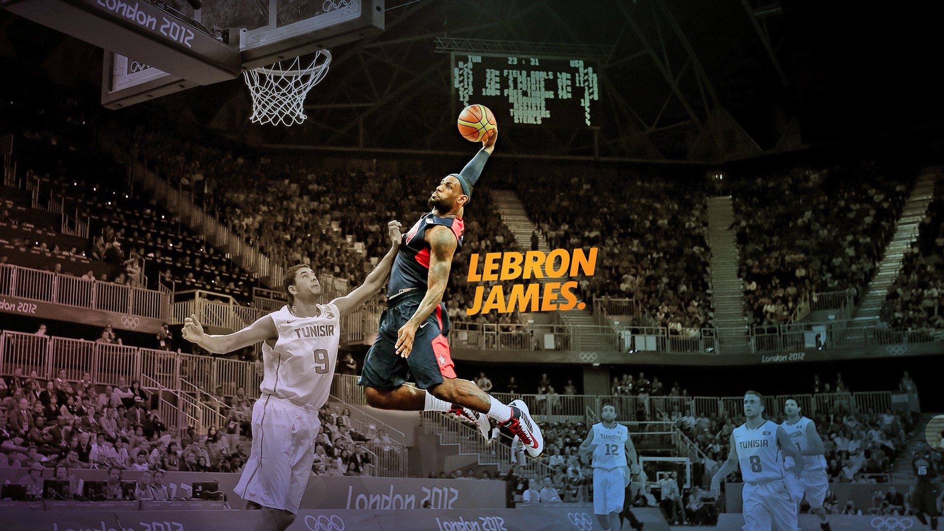 “三叉湖水上救生赛：选手在水中展开与时间赛跑的较量”